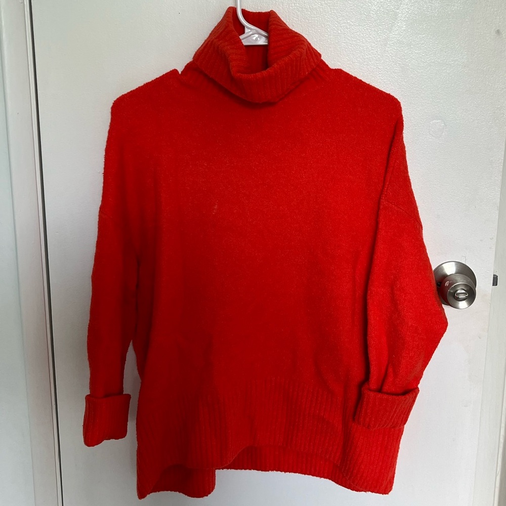 Oversized turtleneck